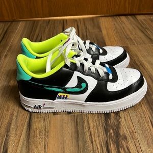 Unisex Nike Air Forces!